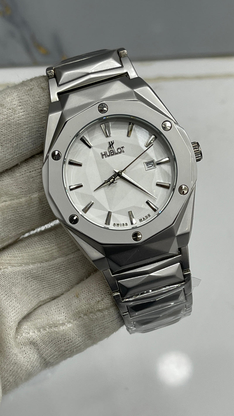 Hublot Diamond Cut Stainless Steel Men's Watch – Heavy Weight Automatic Chronograph