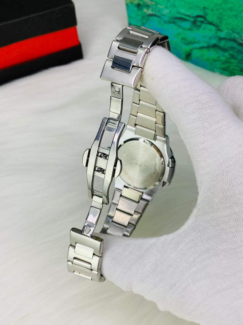 Patek Philippe Style Stainless Steel Men's Watch – Classic Date Display
