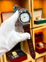 Patek Philippe Leather Strap Watch – Quartz Movement